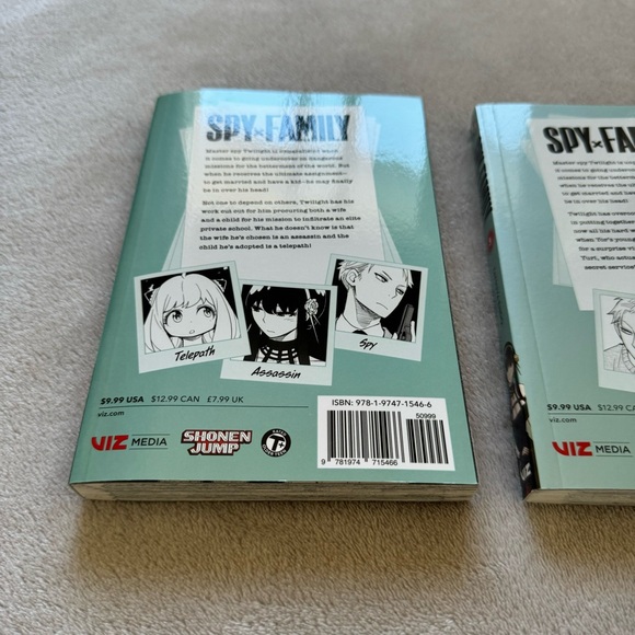 Spy X Family Manga Vol. 1 & 3 - Picture 5 of 6
